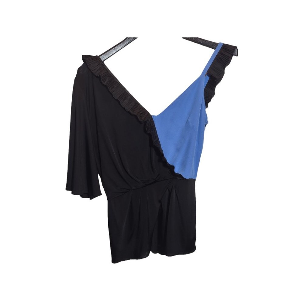 EMANUEL UNGARO ONE SLEEVE  TOP SZ 6